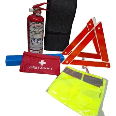 KIT SEGURIDAD AUTO C/MATAFUEGO Y ACC.